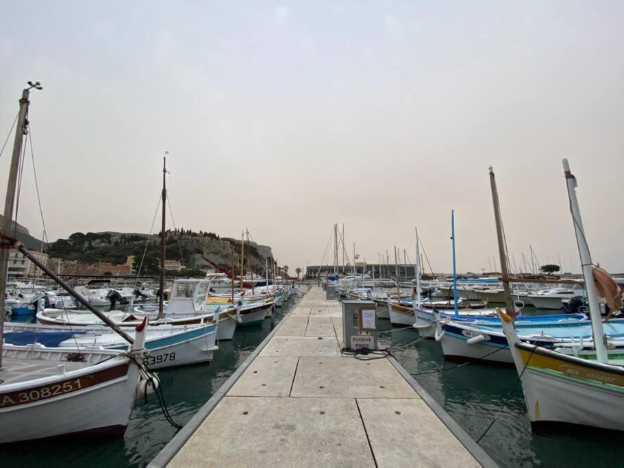 Charmant Studio Au Coeur De Cassis Buitenkant foto